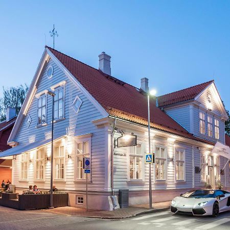 Boutique Hotel Rosenplaenter Пярну Екстер'єр фото