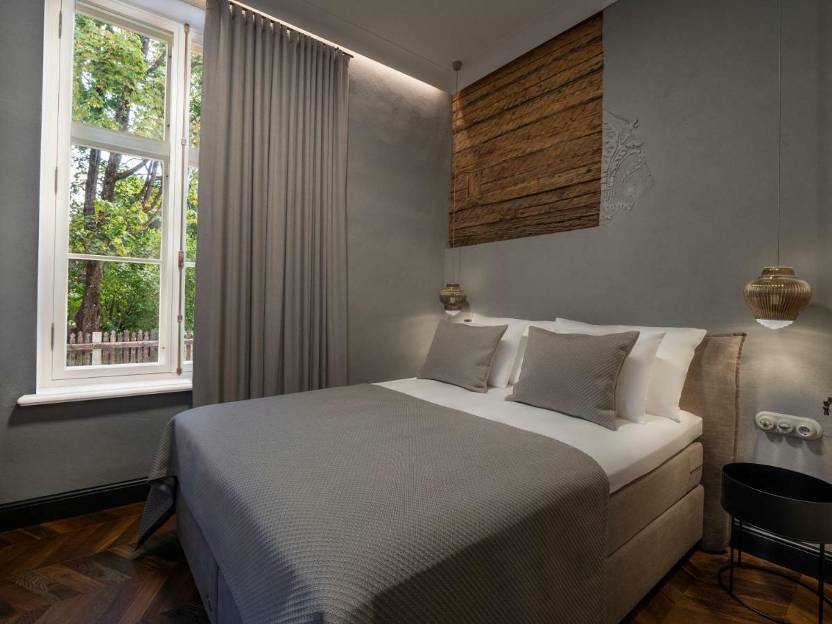 Boutique Hotel Rosenplaenter Пярну Екстер'єр фото